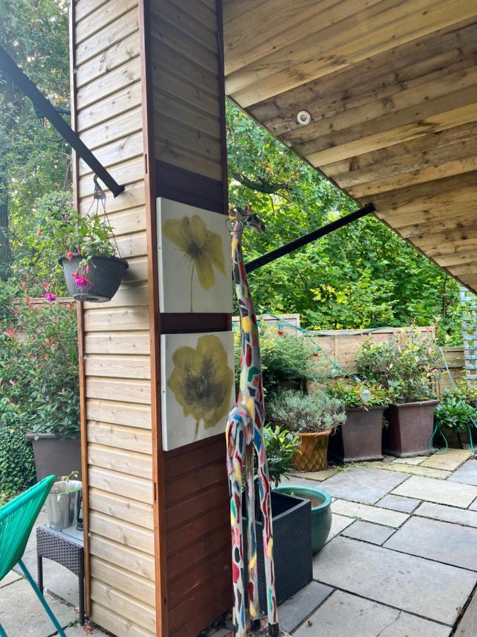 The Shed . A Cosy, Peaceful, 96% Recycled, Chalet. Swansea Exterior foto